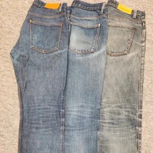 3 pack acne jeans - Skriv för fler bilder kommer knte mäta eller skicka bilder med dom på