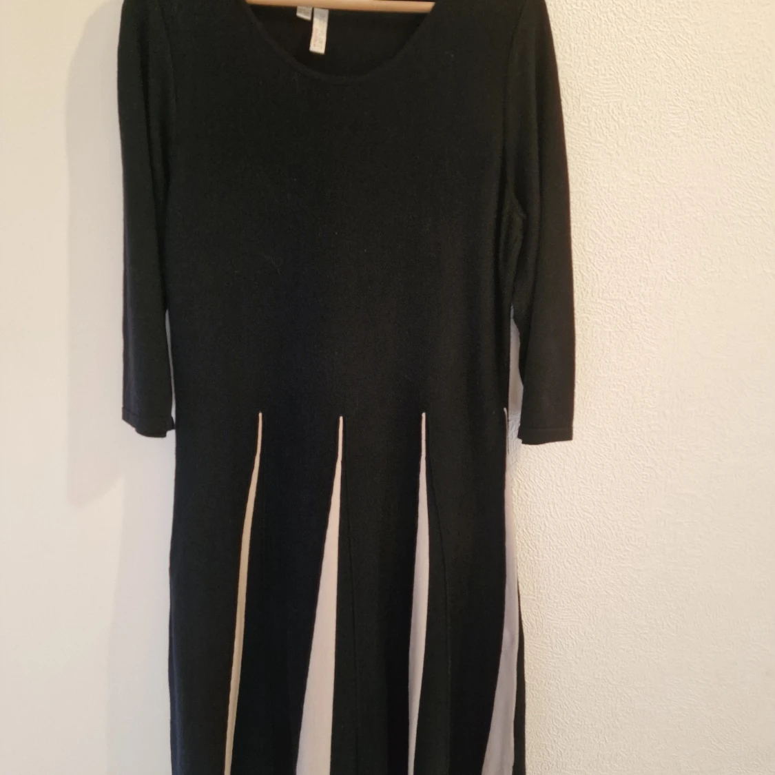 Svart beige klassisk stickat klänning - 90