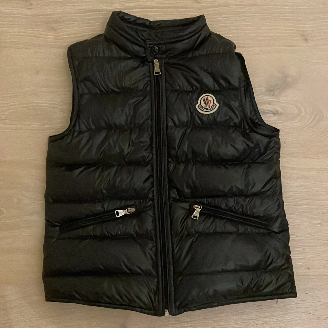 Moncler väst