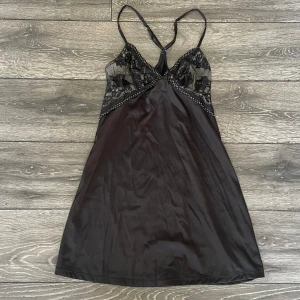 Satinklänning/nattlinne - Så söt, nästan aldrig använd, storlek s/m