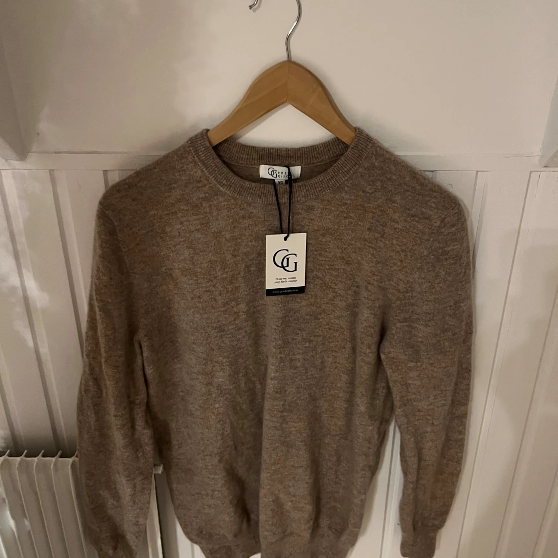 Helt ny marin ull tröja