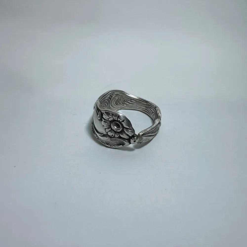 Vintage Silver Ring .999 Silver  ”Äkta Silver” Kan tillverka önskad storlek. Accessoarer.