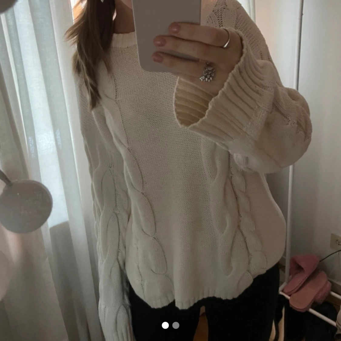 Vit stickad tröja