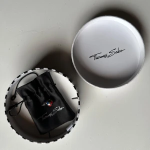 Thomas Sabo berlock - Aldrig använd berlock från Thomas Sabo. Fått den i present så har inget kvitto, men den har stämpel och kommer i sin original box.