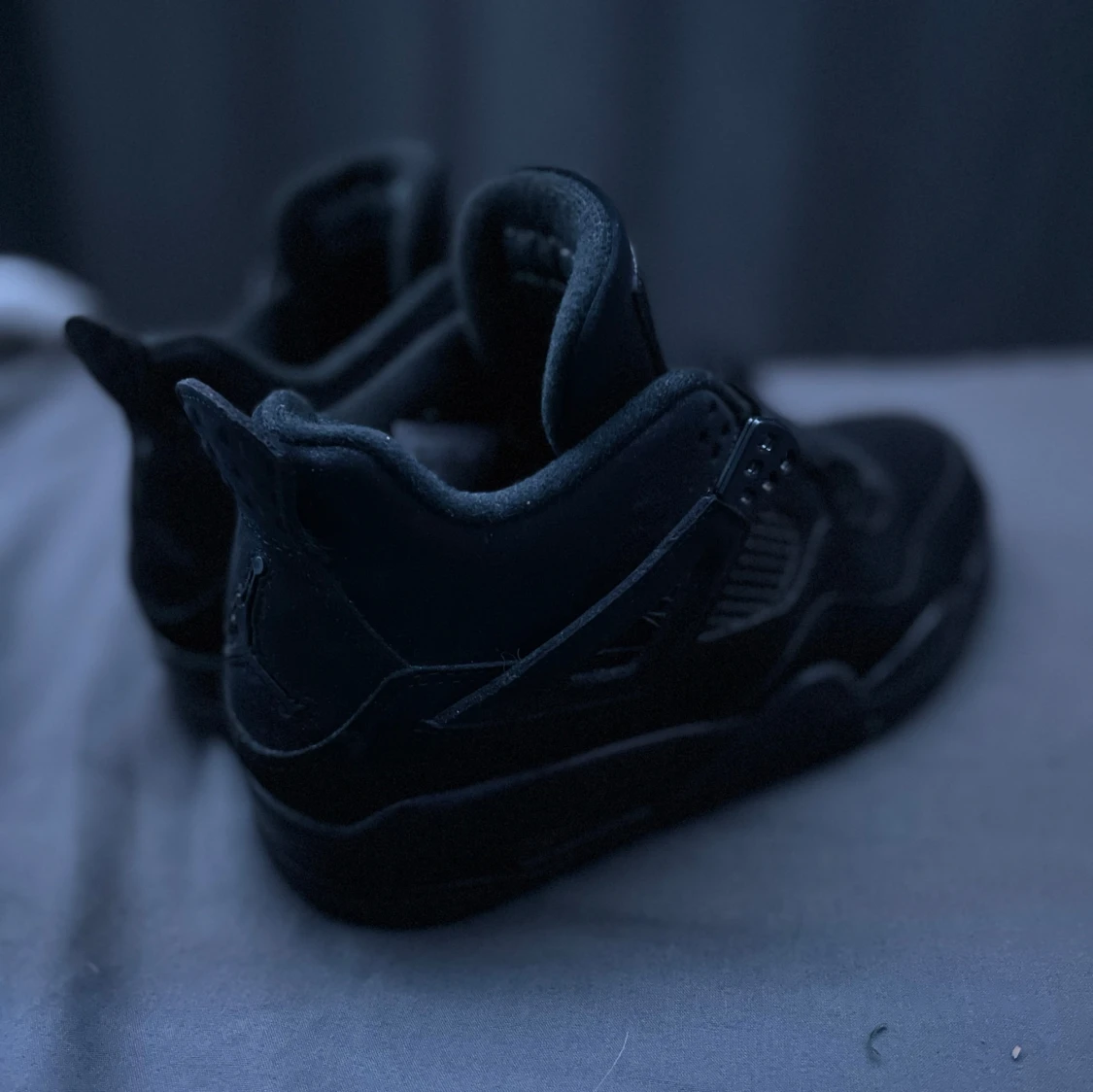 Black cat Jordan 4 - 91