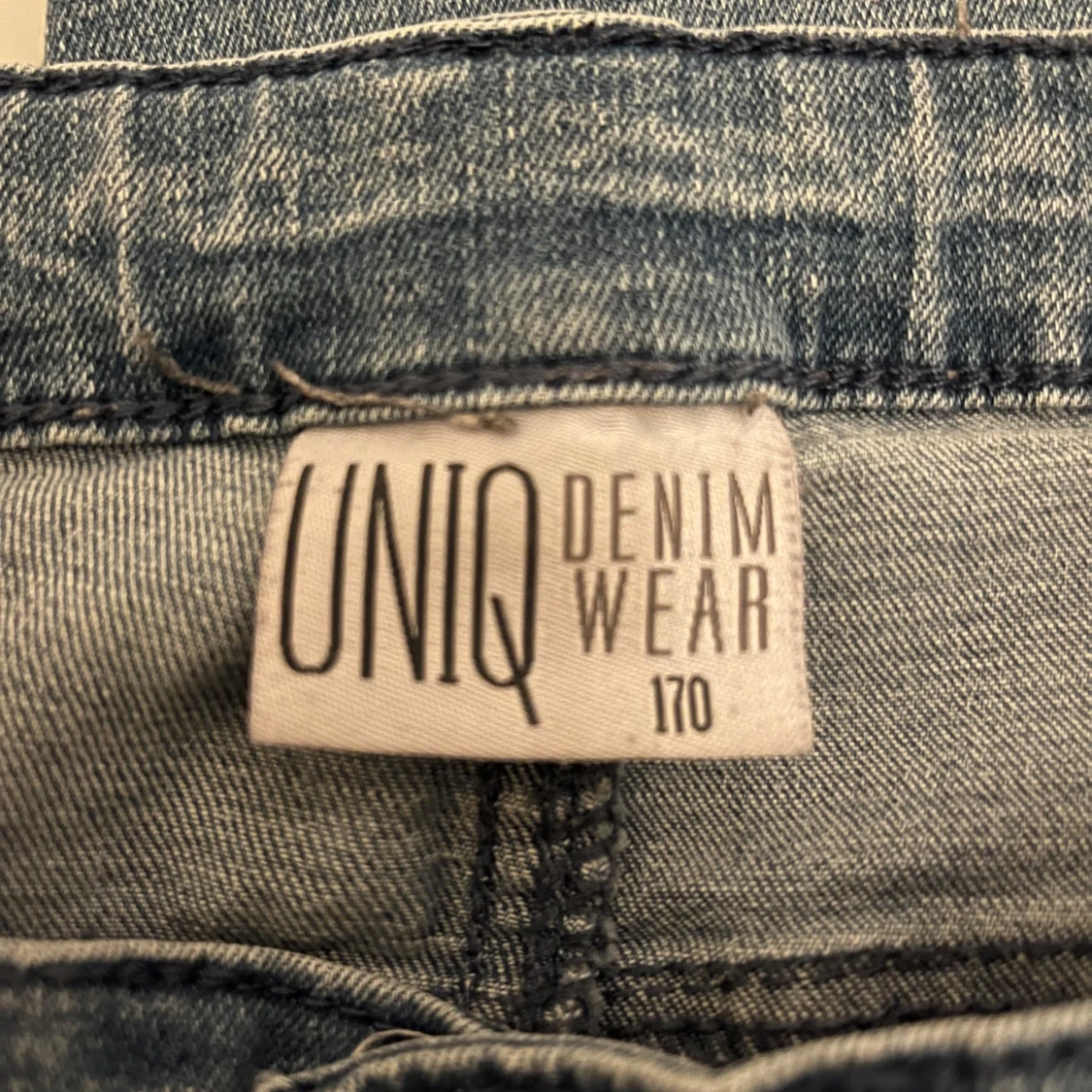 Blå jeans från UNIQ - 92