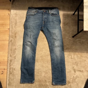 Nudie jeans - Nudie jeans i fint skick storlek 32