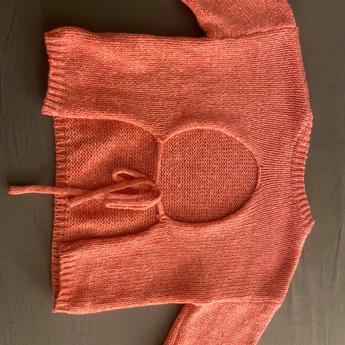 rygglös stickad tröja  - 90