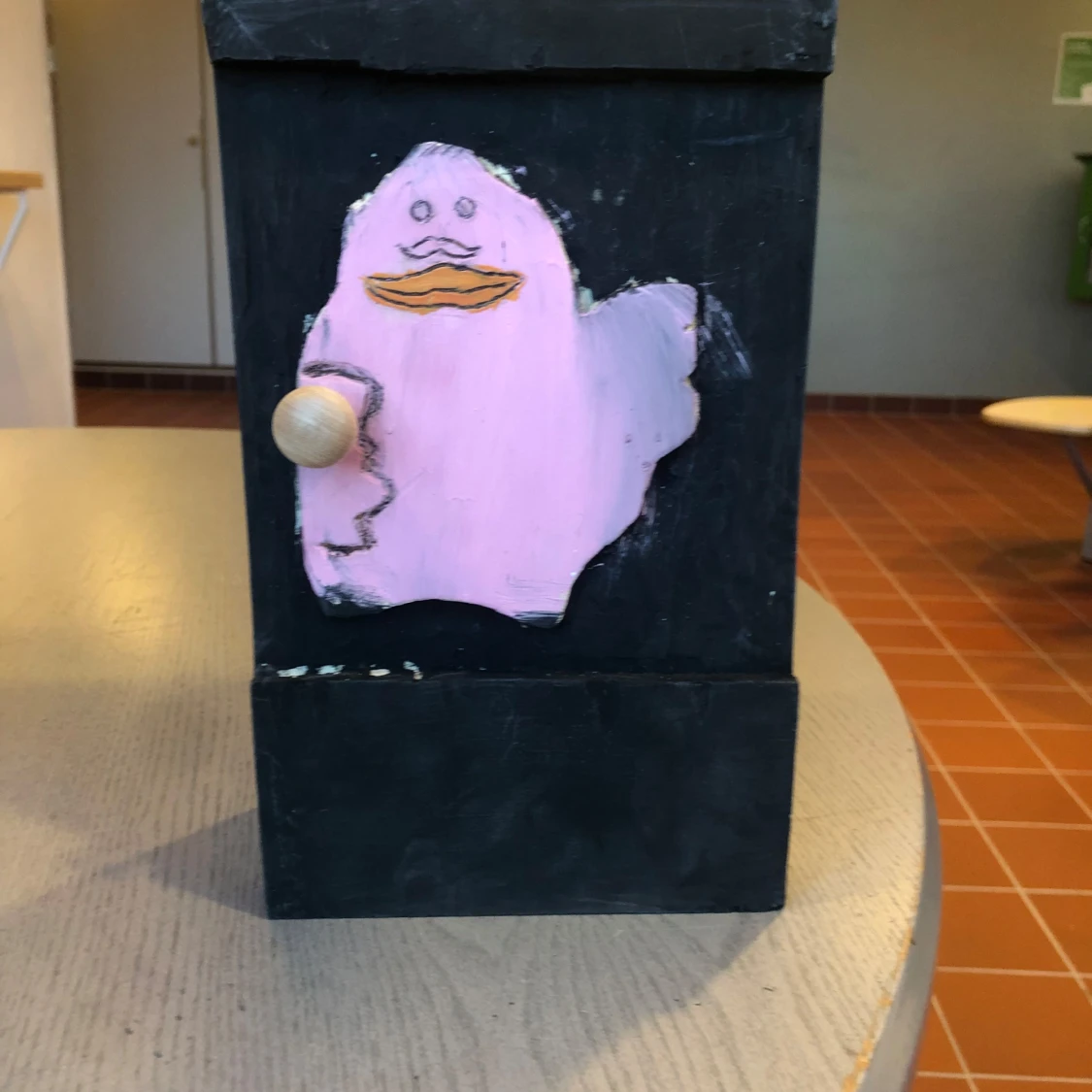 Handgjord nyckelskåp  - 92