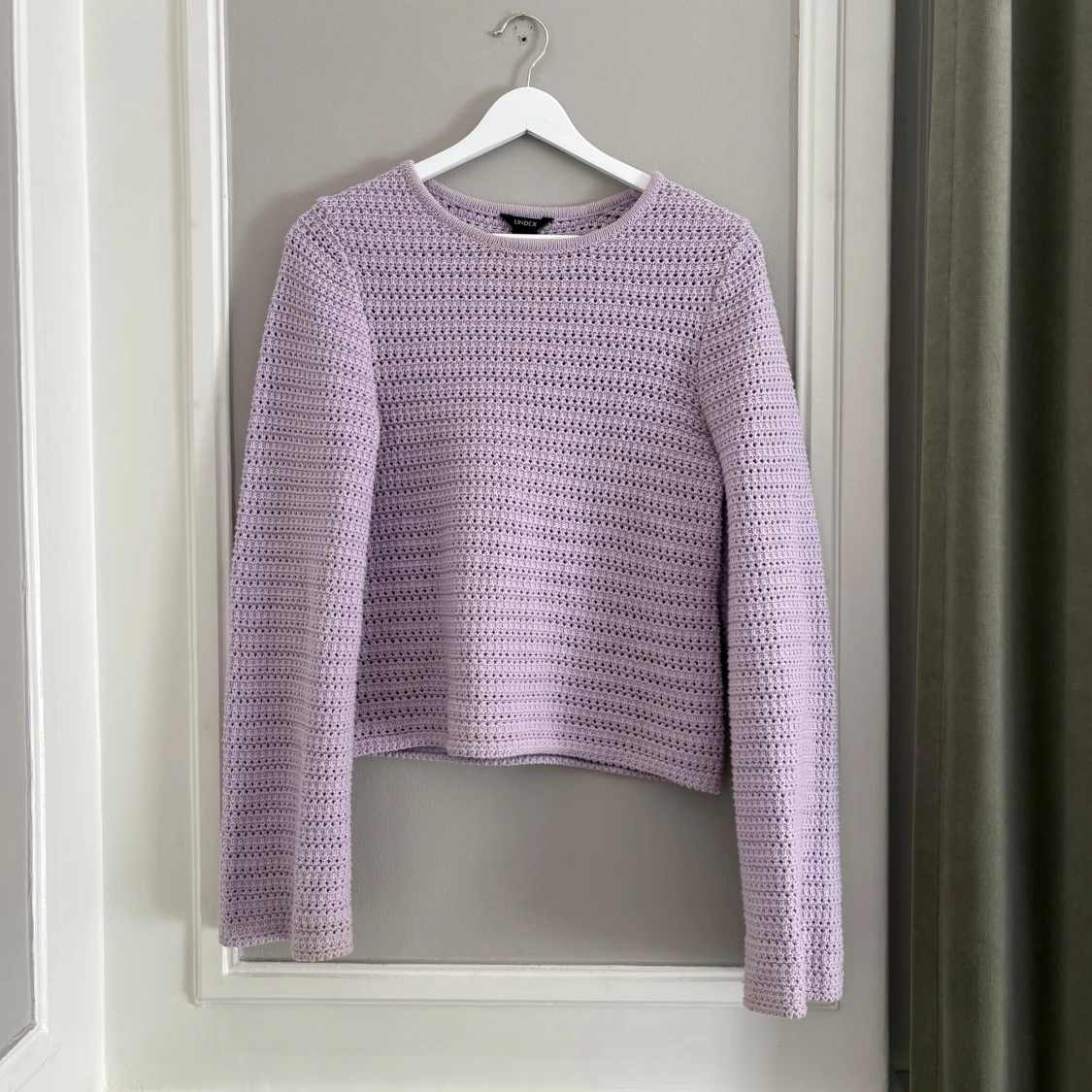 Ljuslila stickad tröja från Lindex
