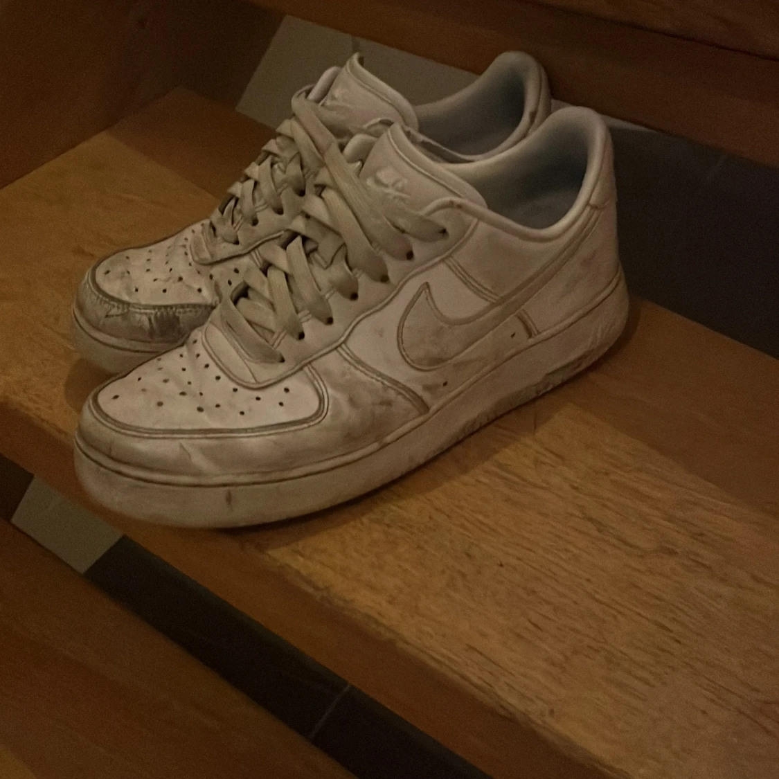 Vita Nike Air Force sneakers - 1