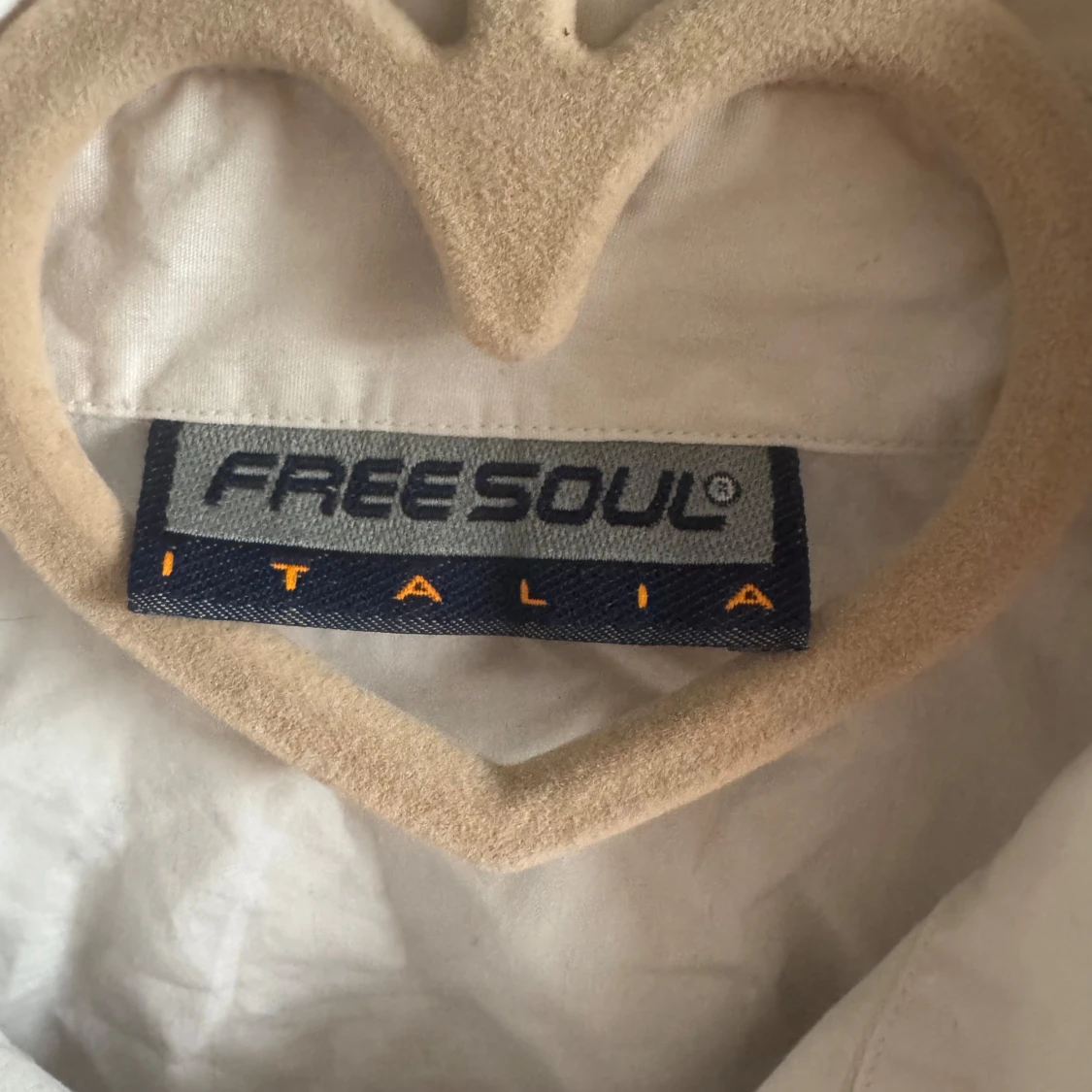 Vit och beige skjorta från Free Soul Italia - 3