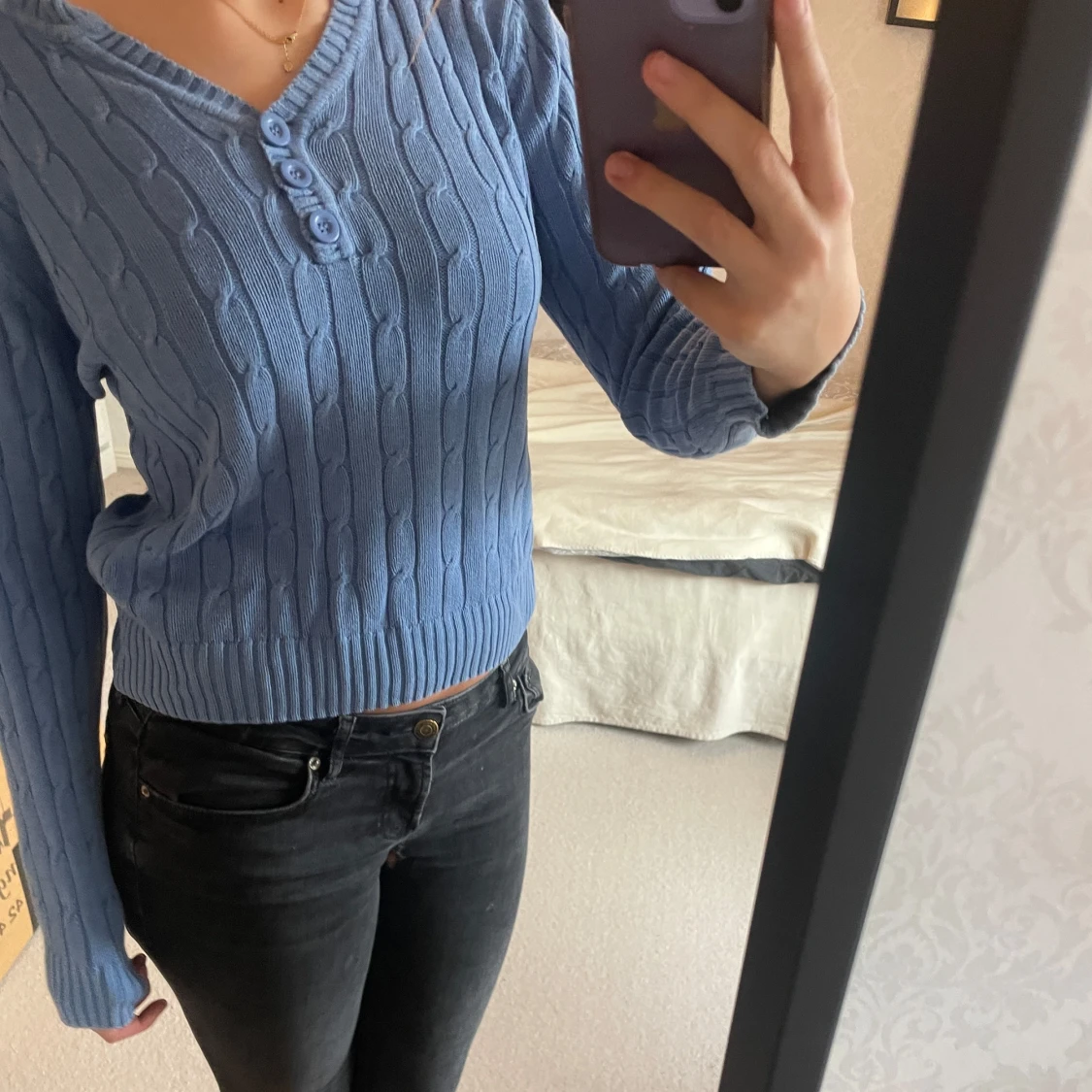 Blå stickad tröja från Isolde - 1