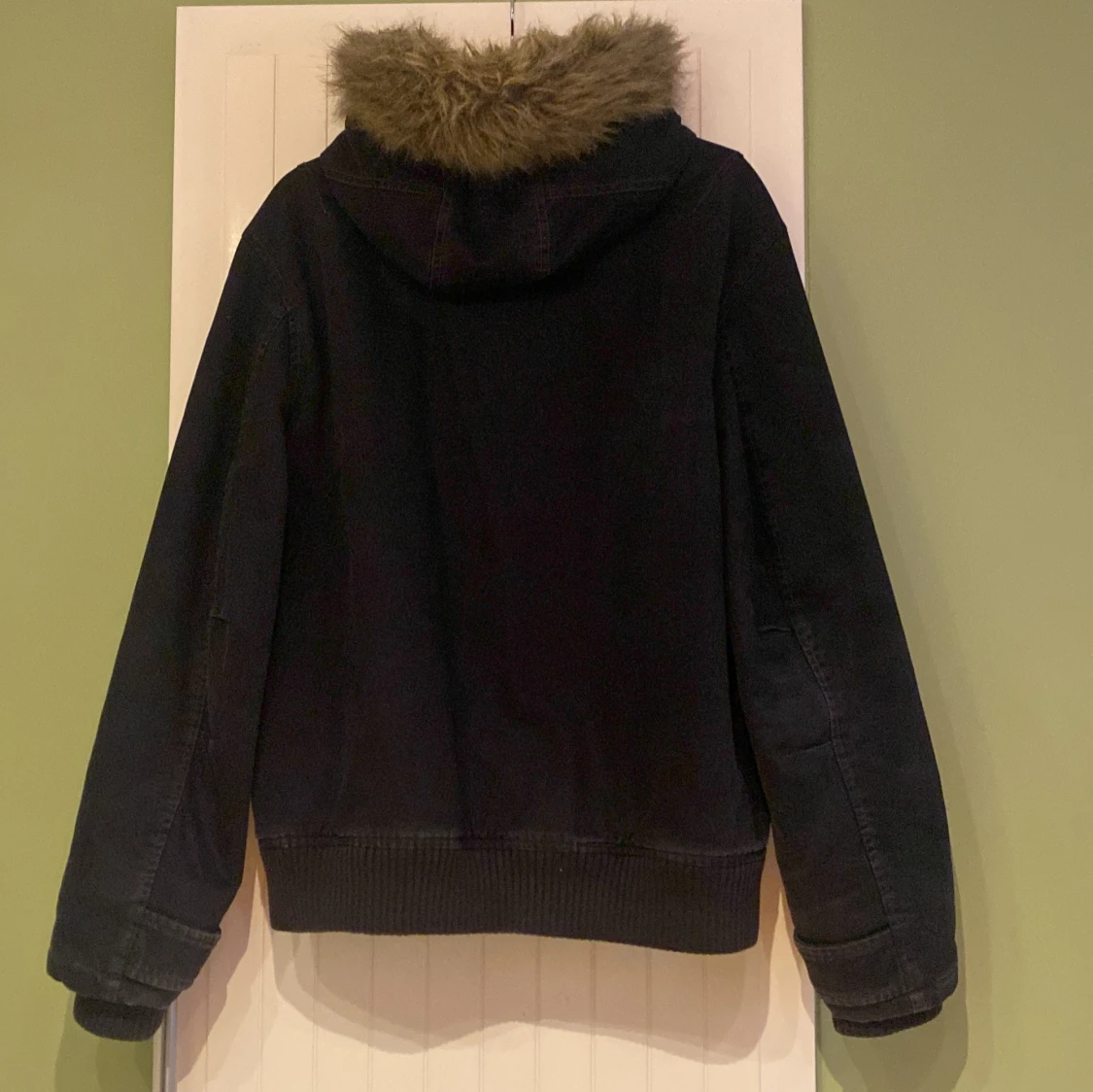 Cool svart vinterjacka - 3