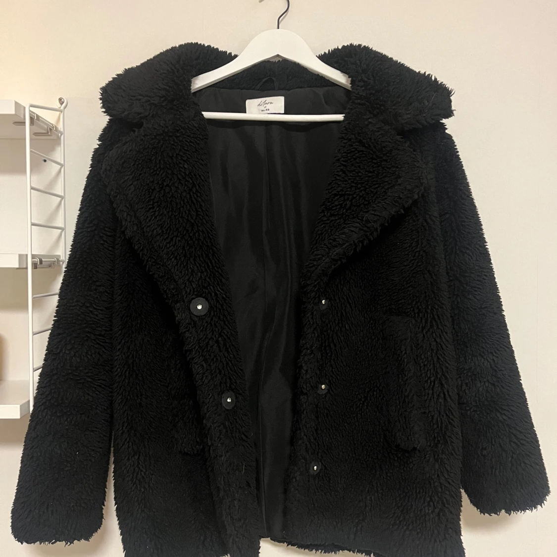 Svart teddyjacka från NA-KD - 1