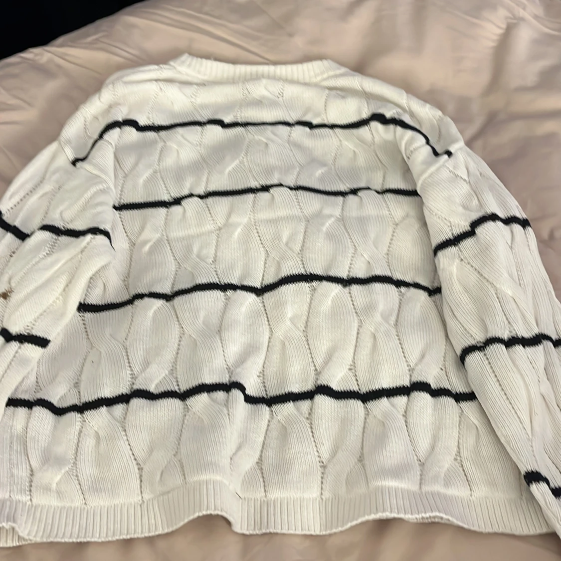 Vit stickad tröja från BikBok - 1