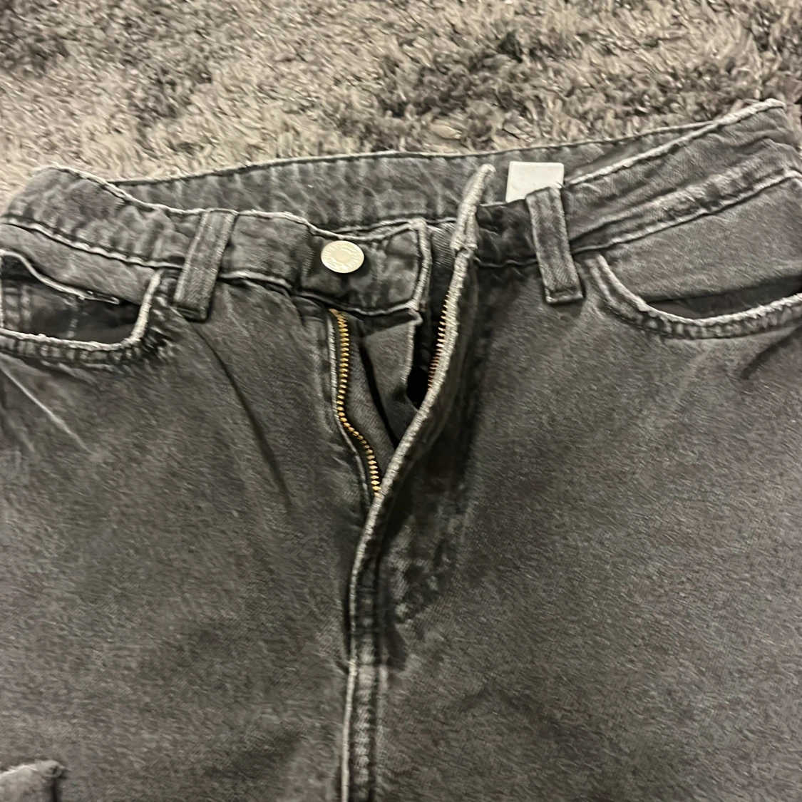 Grå jeans med vida ben - 91