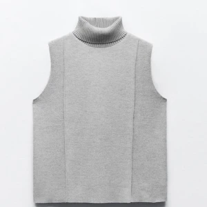 Grå stickad turtle neck tröja från zara💗 - Sälja min super fina tröja från zara! Andvänd några gånger men i bra skick!!