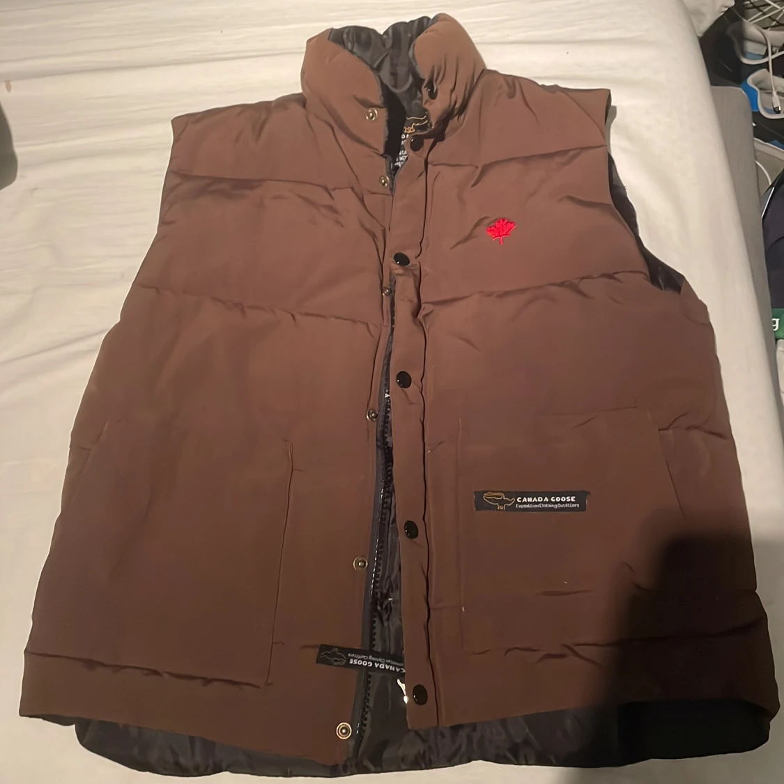 Brun dunväst från Canada Goose
