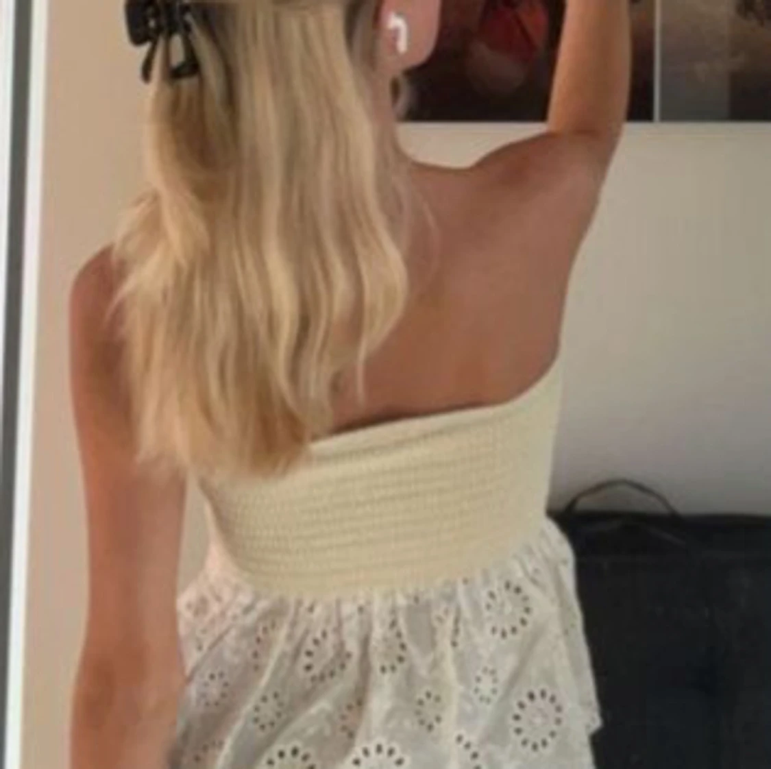 Vit axelbandslös topp - 1