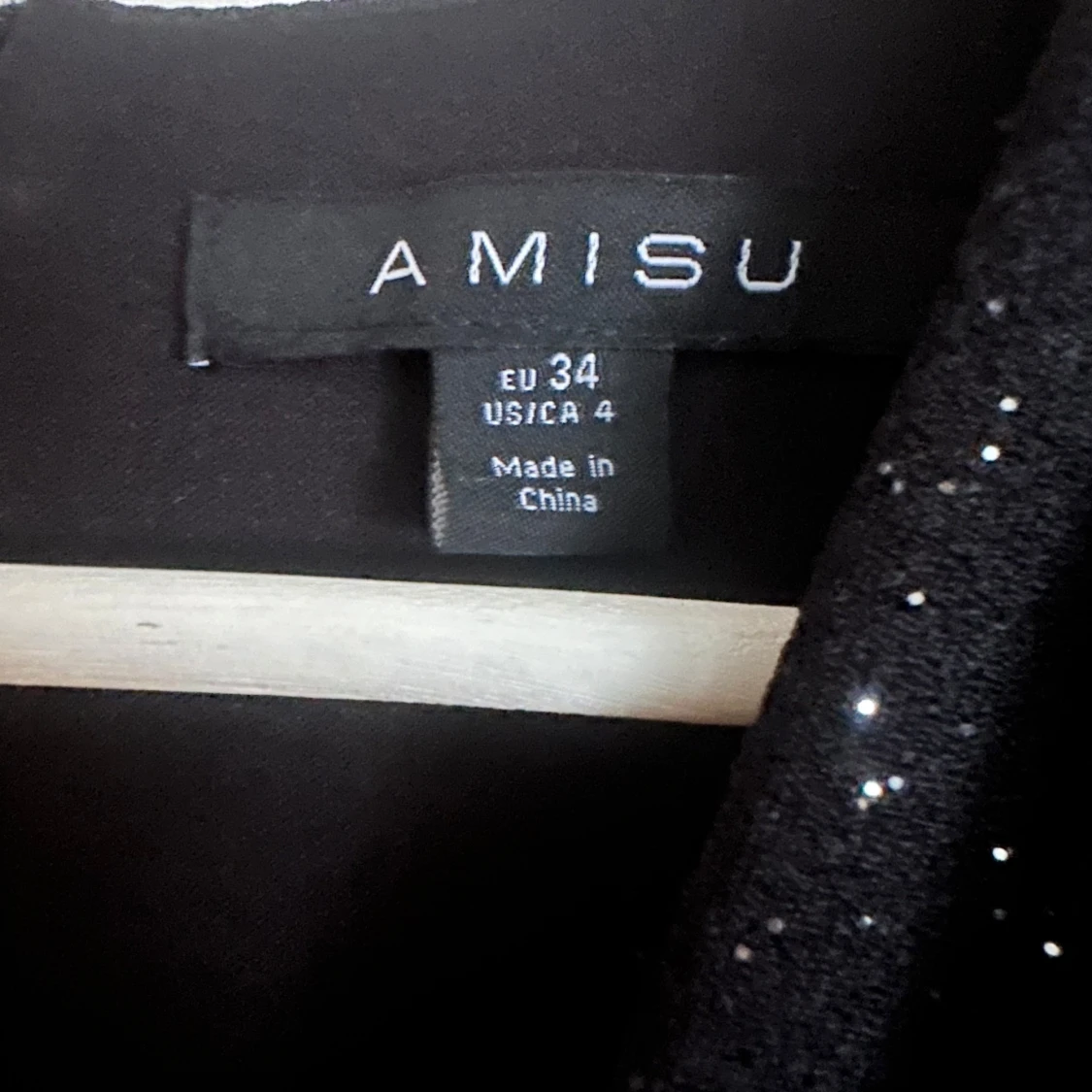 Svart-glittrig klänning - 1