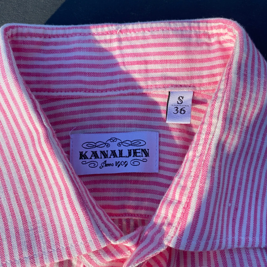 Rosa skjorta - 91