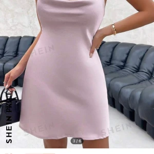 Klänning  - Rensar garderoben!