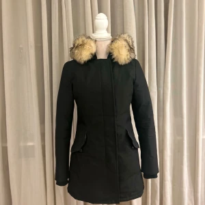 Vinterjack  - Bra skick  Storlek S Kemtvättas vid leverans 📦 