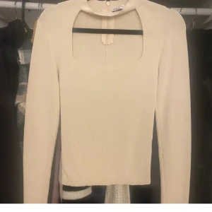 Zara tröja - Superfin tröja knappt använd. 