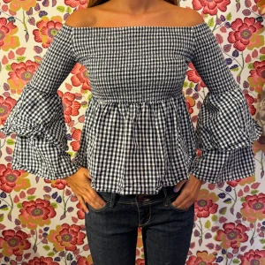 Topp - Säljer denna super fina topp😇😇