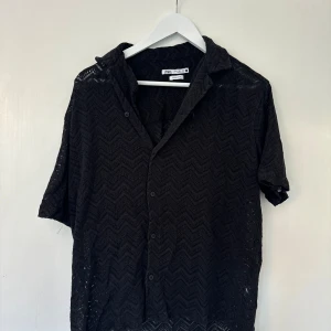 Kortärmad skjorta  - Snygg kortärmad skjorta från Zara! 