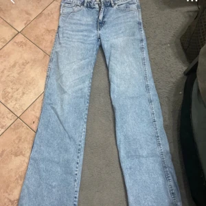 90s boot  - Super fina jeans från lager 157, modellen 90s boot storlek M Full Lenght
