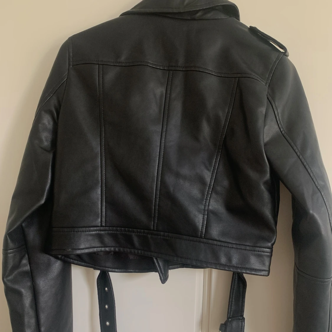 Snygg skinnjacka  - 92