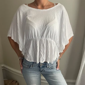 Blus - Så fin och skön topp/blus. Passar de som har storlek xs/s. 