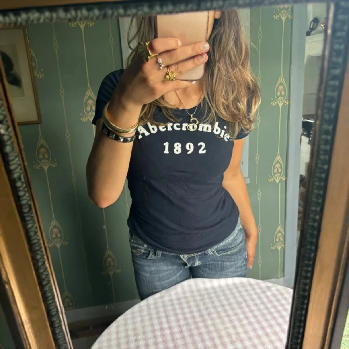 Ambercrombie T-shirt  - 90