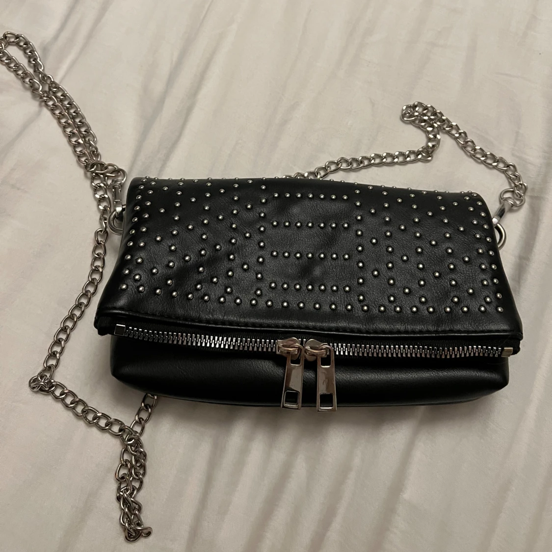 Liten vĂ€ska đ€