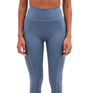 NA-KD leggings - Riktigt bekväma leggigns från NA-KD, skrynklig pågrund av nytvättade😁💗