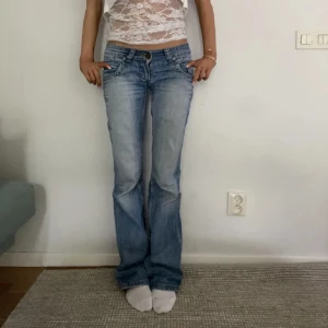 Lågmidjade jeans - Superfina jeans som tyvärr blivit för små 💗