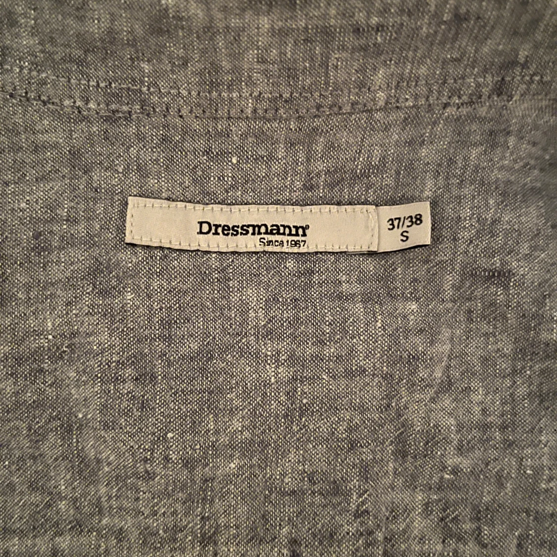 Ljusblå linneskjorta  - 92