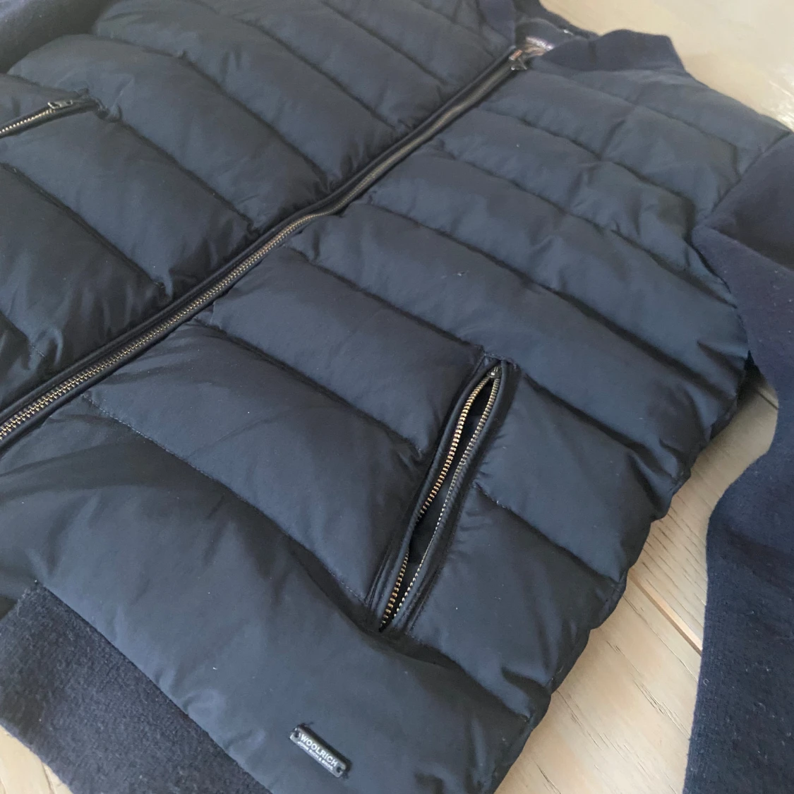 Svart pufferjacka från Woolrich - 2