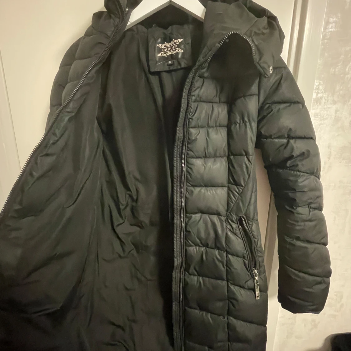 Svart dunjacka från Garoff - 1