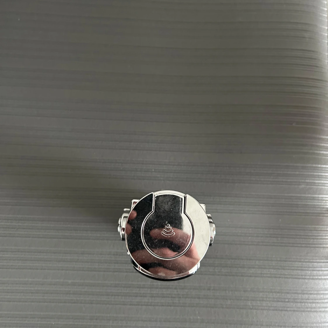 Robotformad parfymflaska - 1