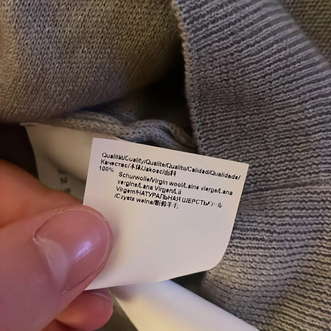 Grå ull tröja från Hugo Boss - 4