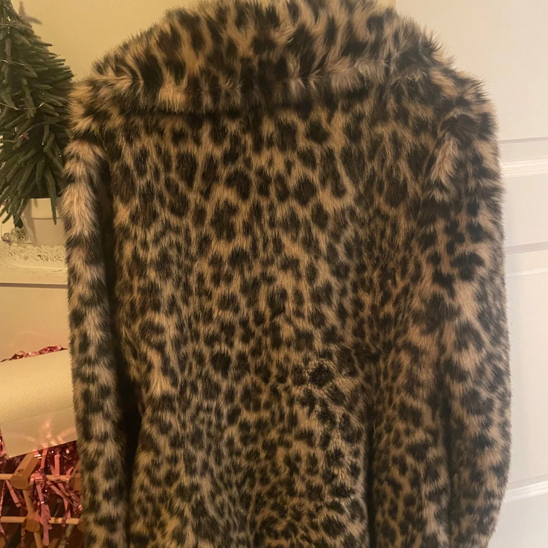 Leopardmönstrad pälsjacka  - 1