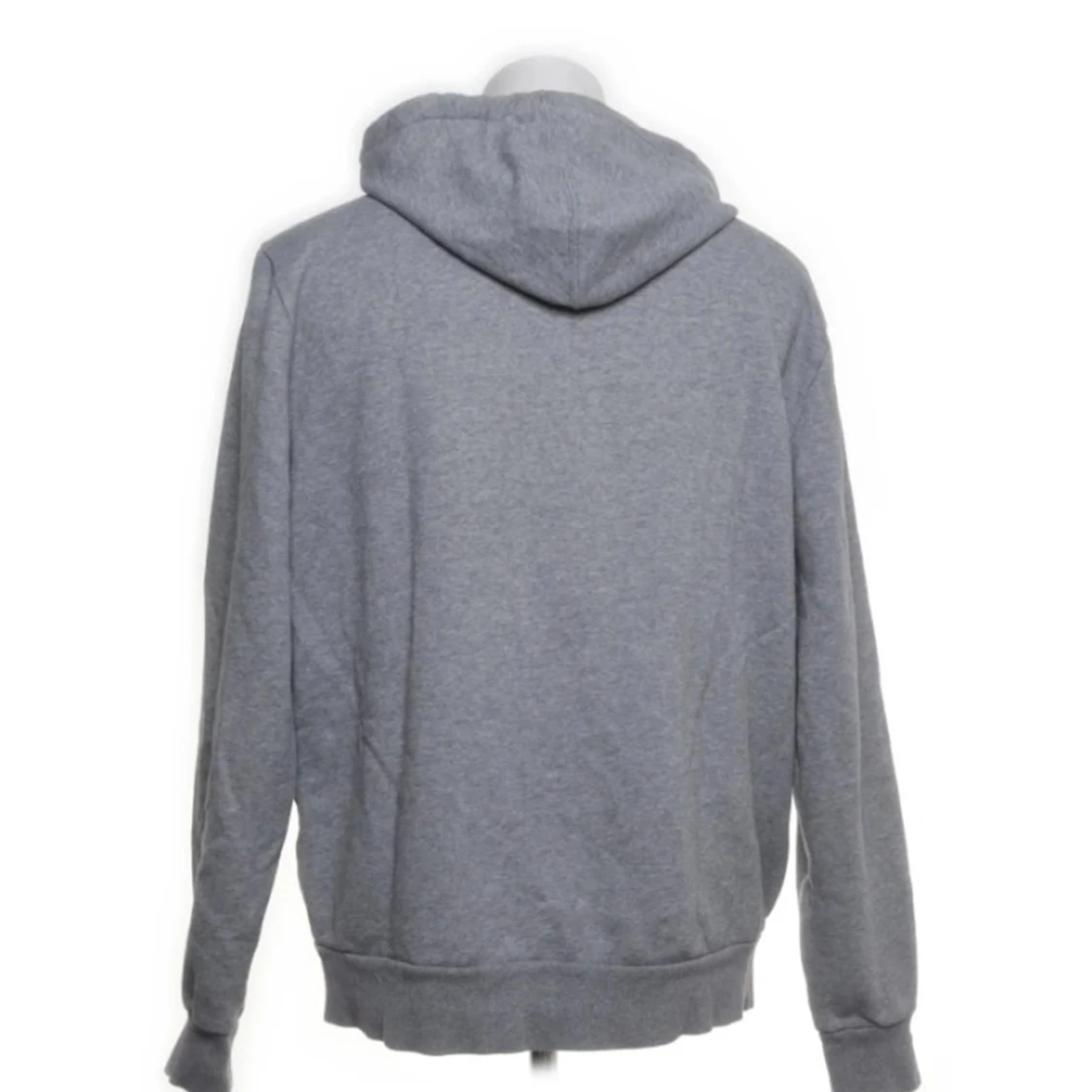 Grå hoodie från Puma - 1