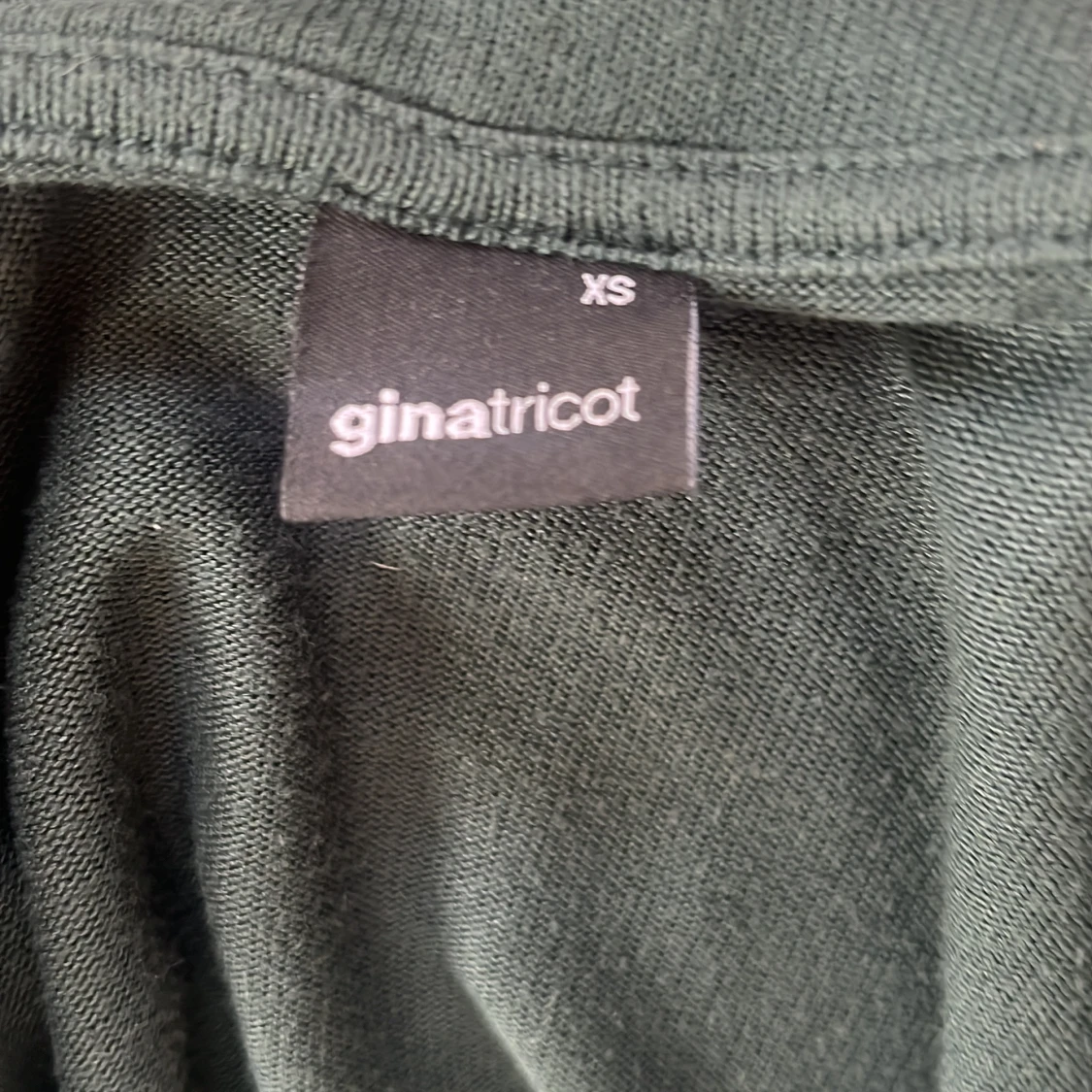 Lång ärmad kall grön tröja  - 90