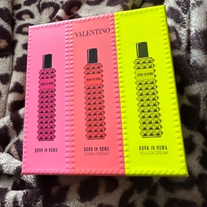 VALENTINO , trippel parfymer 3X15 ml nya oöppnade  - Nya oöppnade Valentino parfymer trippel 3x15 ml  500