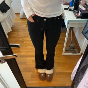 Svarta Jeans - Jättesnygga!!💗💗