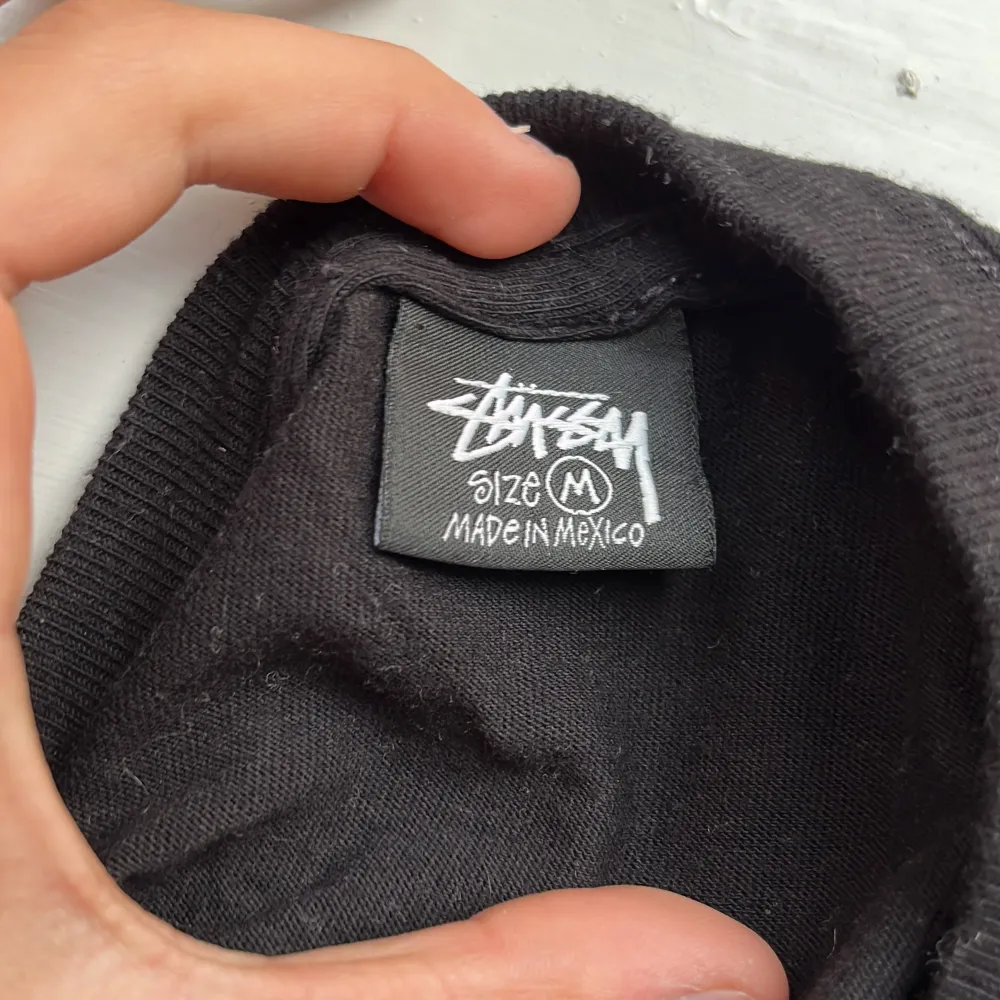 Säljer min väldigt feta stussy stockholm t-shirt pga för stort pris kan diskuteras väldig sälsynd. T-shirts.