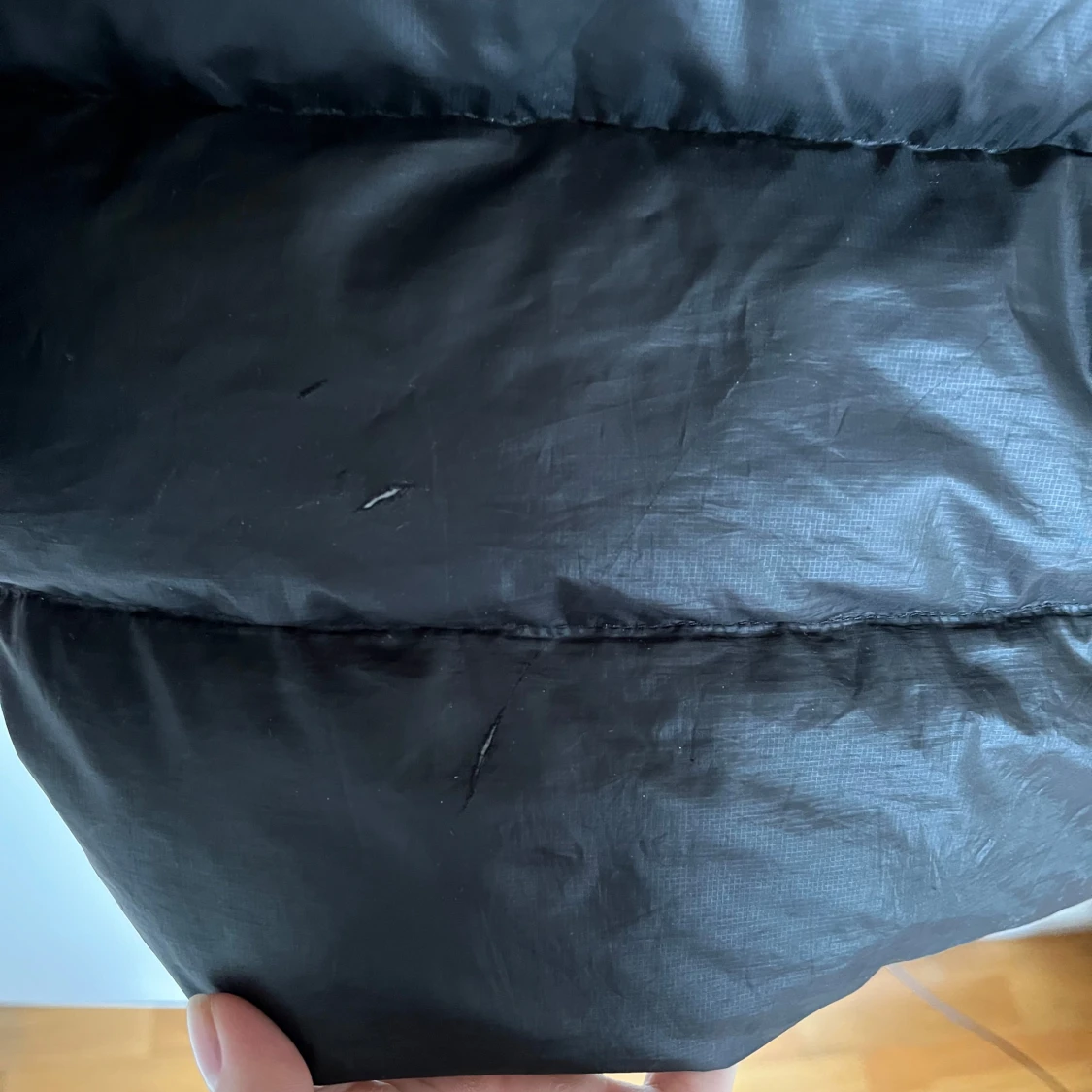 Svart dunjacka från Levi's - 3